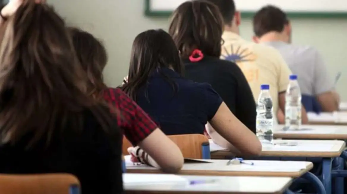 Ξεκίνησαν οι εξετάσεις στα Λύκεια – Όλες οι κρίσιμες ημερομηνίες!