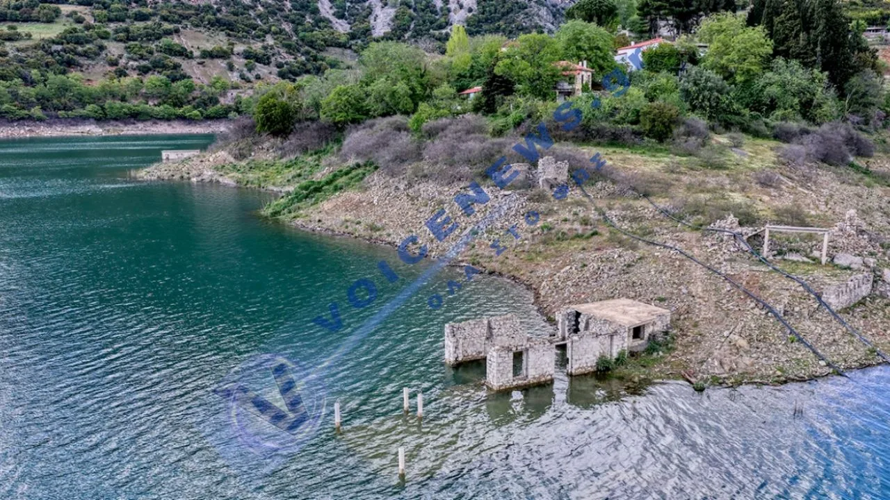 Μόρνος: Η λίμνη «κατάπιε» το χωριό Κάλλιο – Αύξηση στα αποθέματα νερού