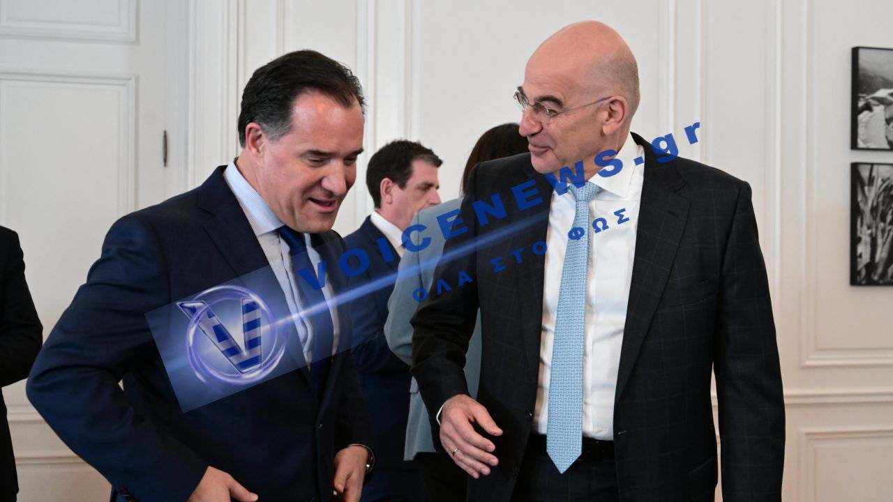 Ο Εμφύλιος των Δελφίνων: Ο Άδωνις «χτυπάει» και ο Δένδιας «αιμορραγεί» πολιτικά