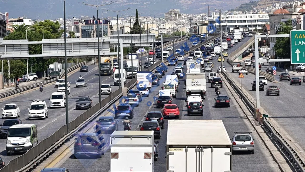 Καραμπόλα στον Κηφισό: Ενας τραυματίας – μποτιλιάρισμα στο σημείο