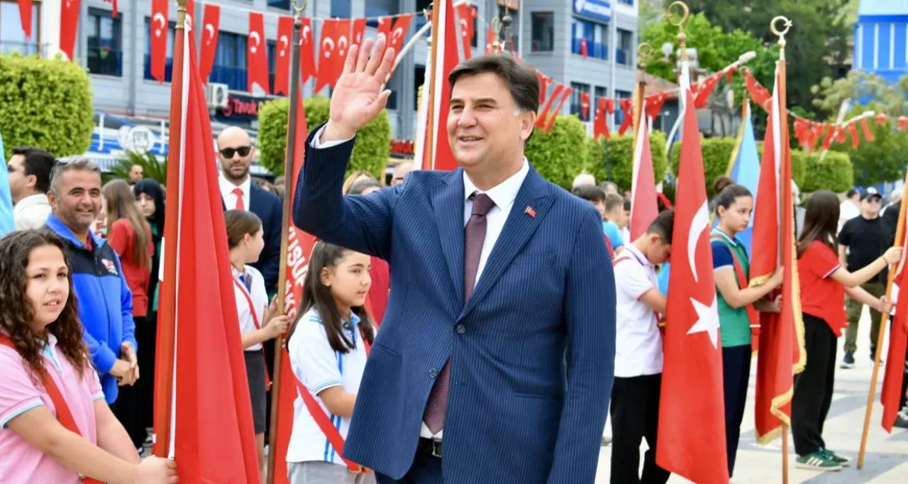 Ένοπλη επίθεση κατά του δημάρχου της Φετιγιέ στην Τουρκία – Τραυματίστηκε στο πόδι