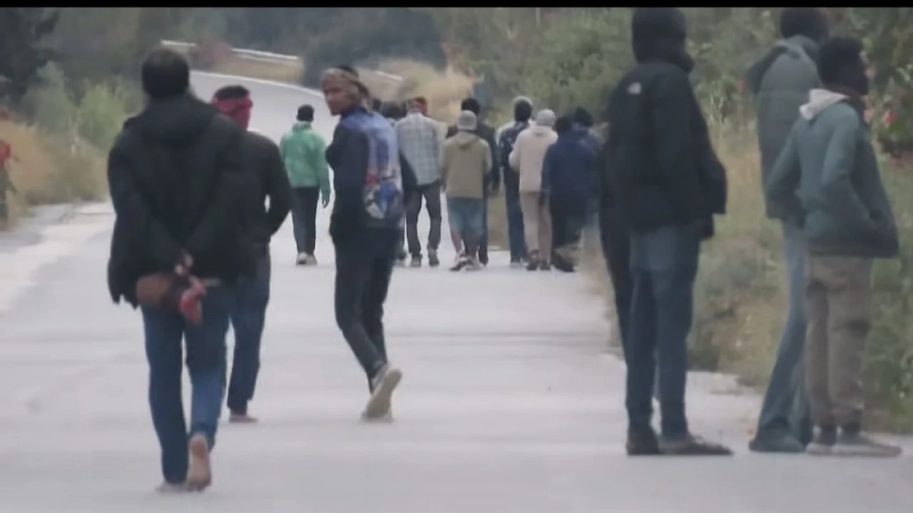 Ξέφραγο αμπέλι η Κρήτη: Πάνω από 30 λαθρομετανάστες βγήκαν «στεγνά» στην Ιεράπετρα