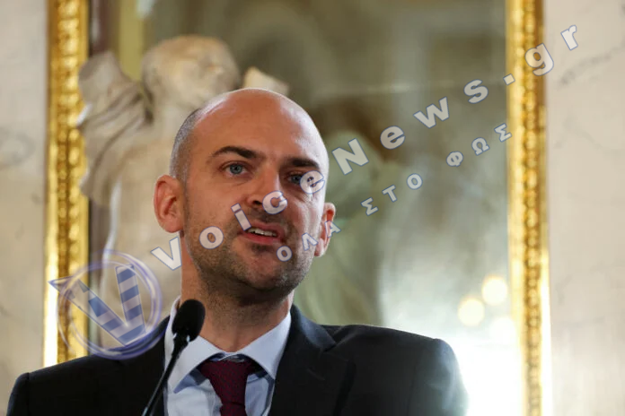 Γάλλος ΥΠΕΞ: «Εκτός συζήτησης» η άρση των κυρώσεων, όσο το Στενό του Ορμούζ παραμένει αποκλεισμένο