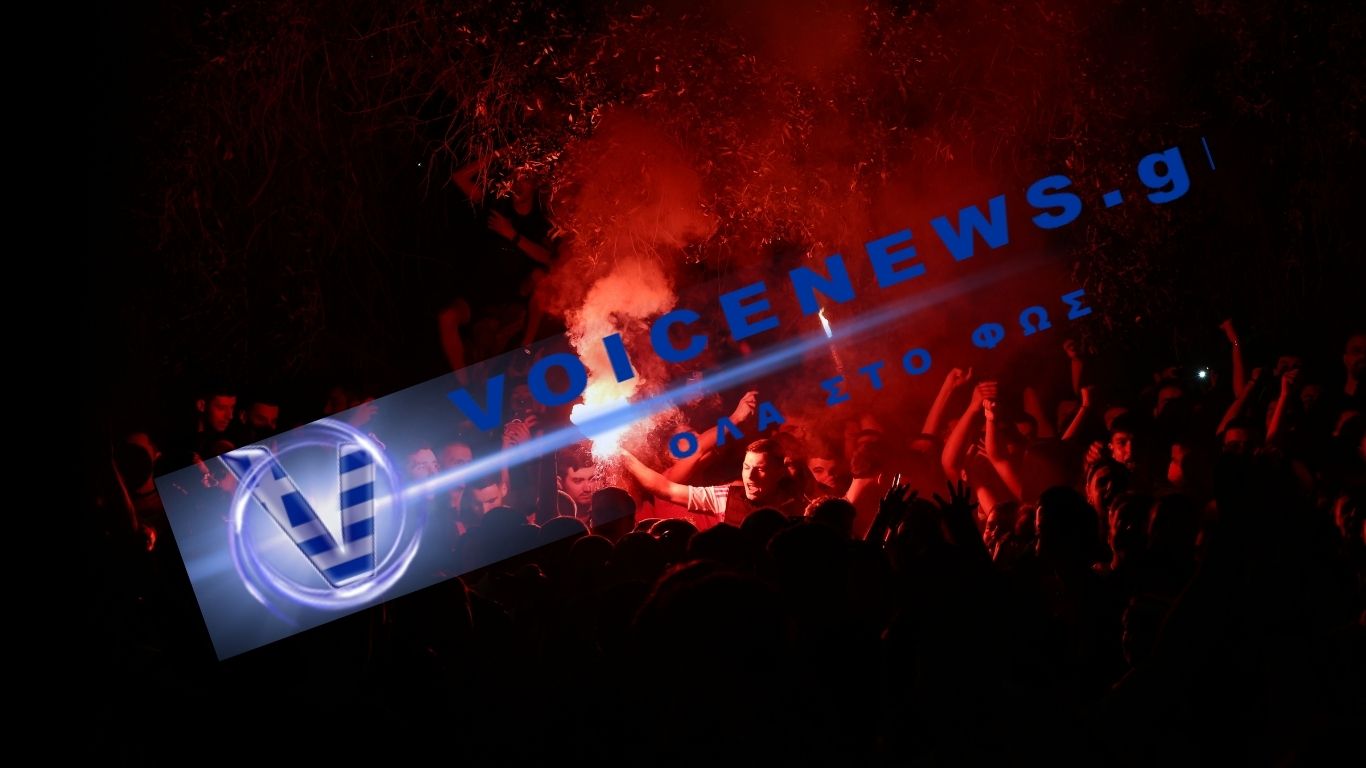 Πανηγύρια στην Μαρίνας της Ζέας – Στούς δρόμους οι φίλαθλοι του Ολυμπιακού(PHOTOS)