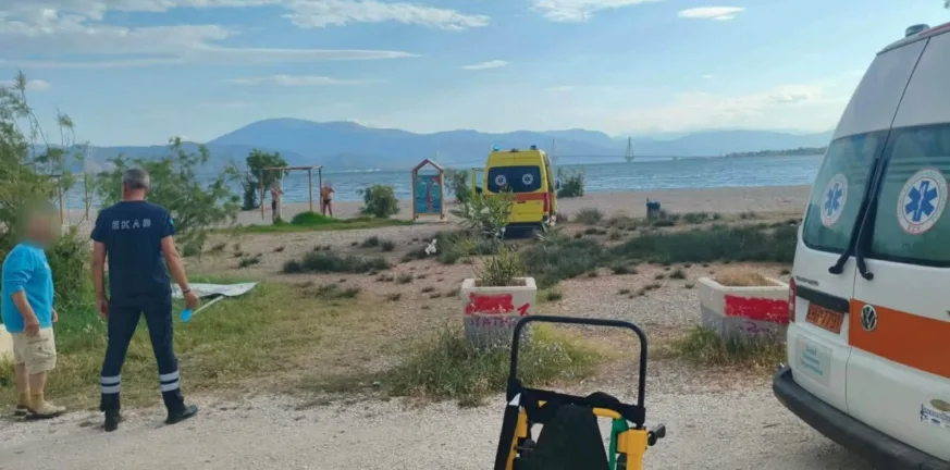 Πάτρα: Λουόμενοι έσωσαν 90χρονο από πνιγμό στην Πλαζ – Η κραυγή αγωνίας που συγκλόνισε όσους βρέθηκαν εκεί
