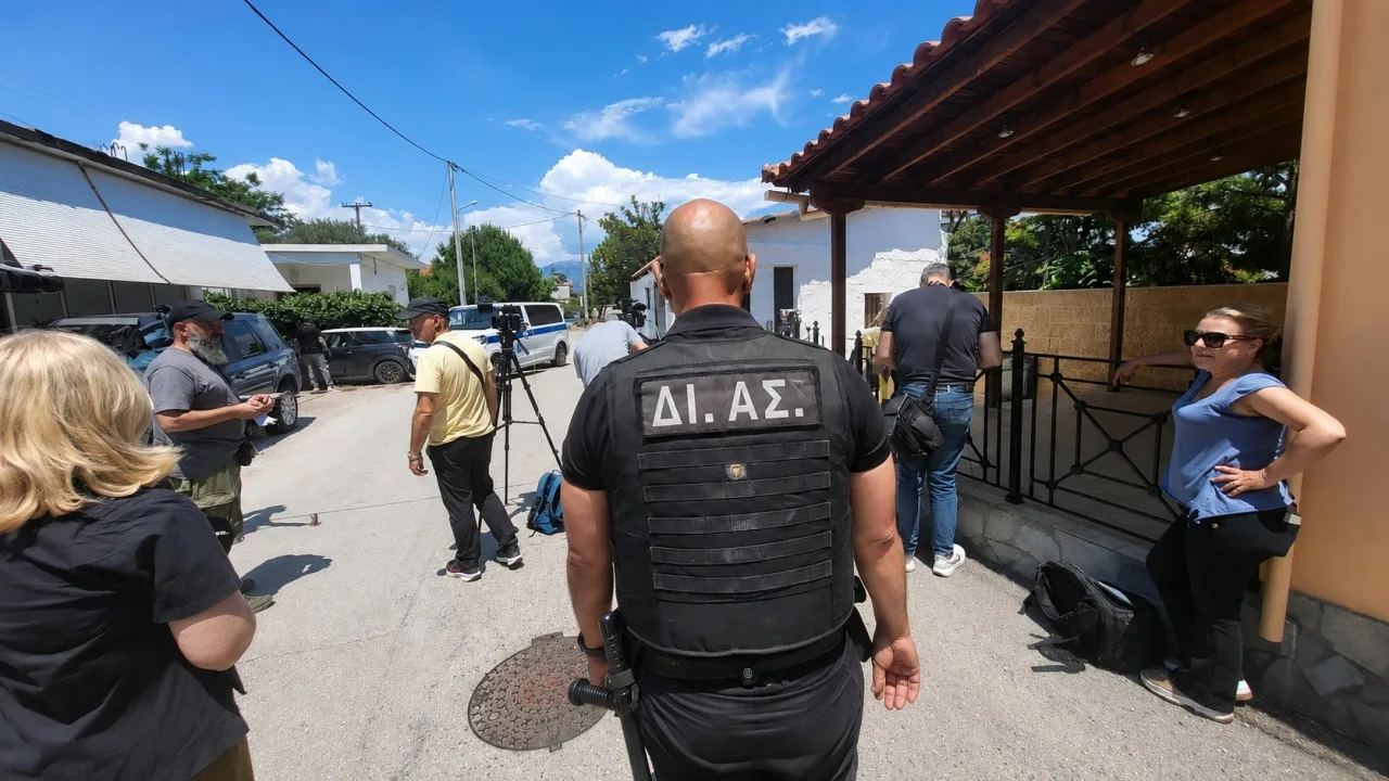 Αίγιο: Κρίσιμα τα ευρήματα της ιατροδικαστικής έρευνας για τον θάνατο μητέρας και γιου