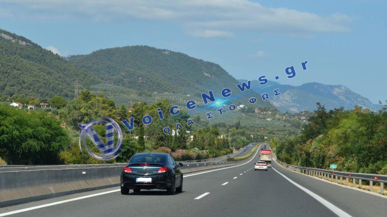 Λάρισα: Κλήση σε οδηγό για χρήση φώτων ομίχλης – Τι προβλέπει ο κώδικας οδικής κυκλοφορίας