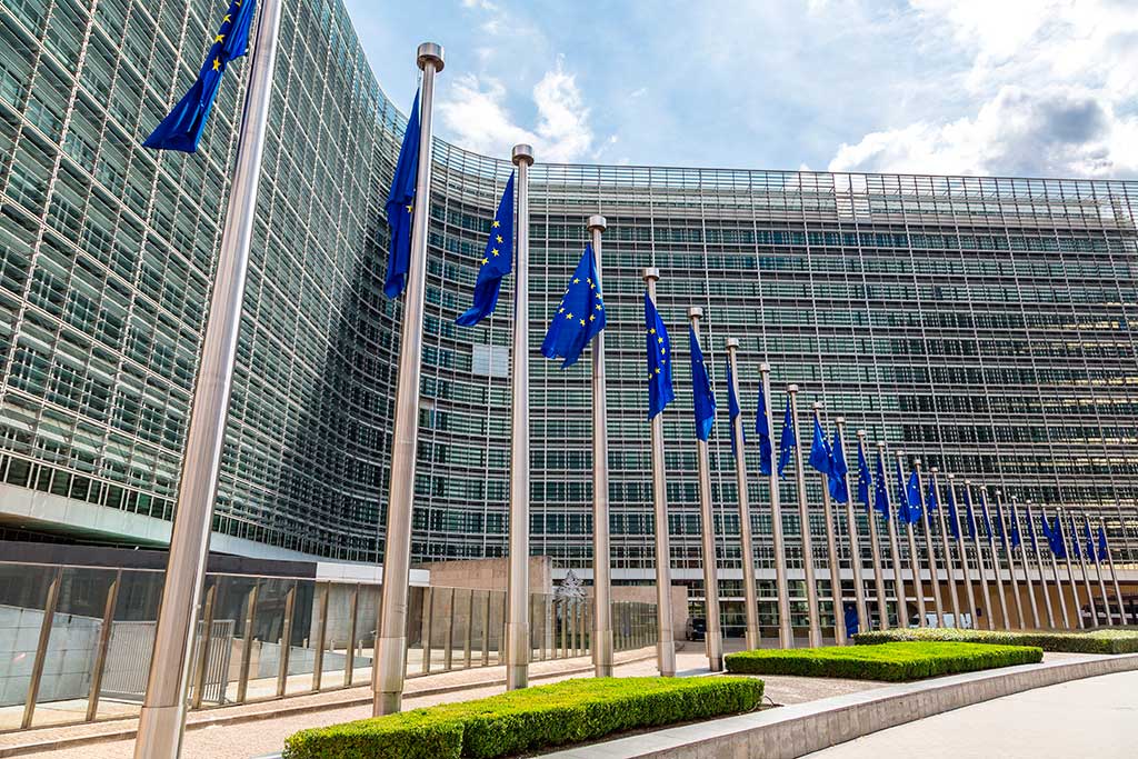 ΕΕ: Σε τροχιά περαιτέρω σύσφιξης οι κανόνες εισόδου για Ρώσους πολίτες