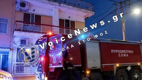 Συναγερμός τα ξημερώματα στο Μοσχάτο: Καταστράφηκε ολοσχερώς εγκαταλελειμμένο κτήριο