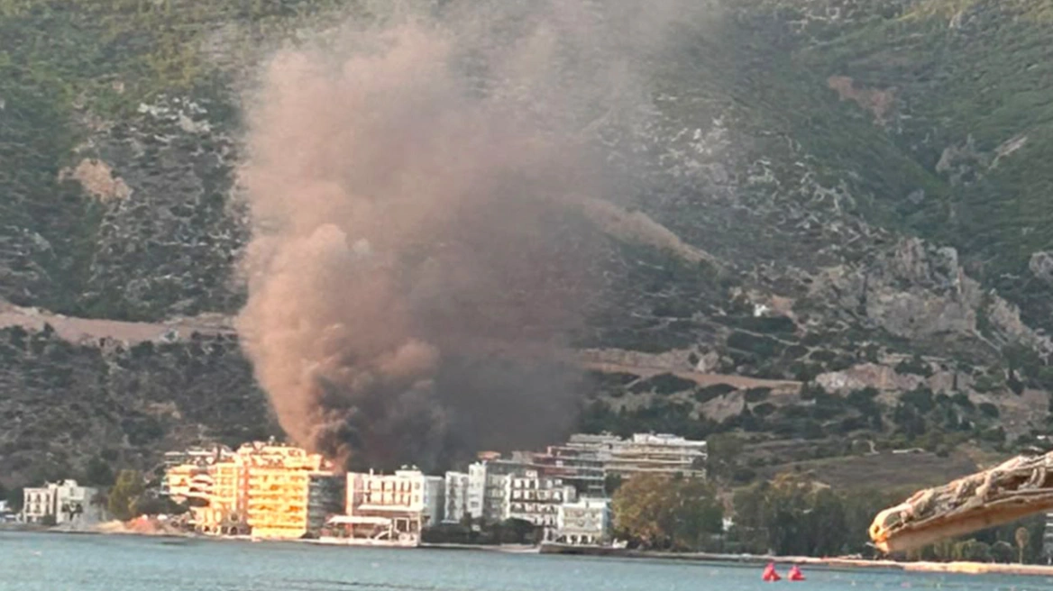 Φωτιά σε εγκαταλελειμμένο ξενοδοχείο στο Λουτράκι – Μεγάλη κινητοποίηση της Πυροσβεστικής