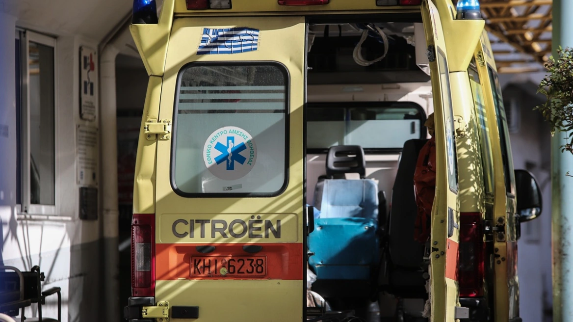 Αγρίνιο: Νεκρός 72χρονος μετά από πτώση από τη σκεπή του σπιτιού του – Τραγικό δυστύχημα στον Άγιο Κωνσταντίνο