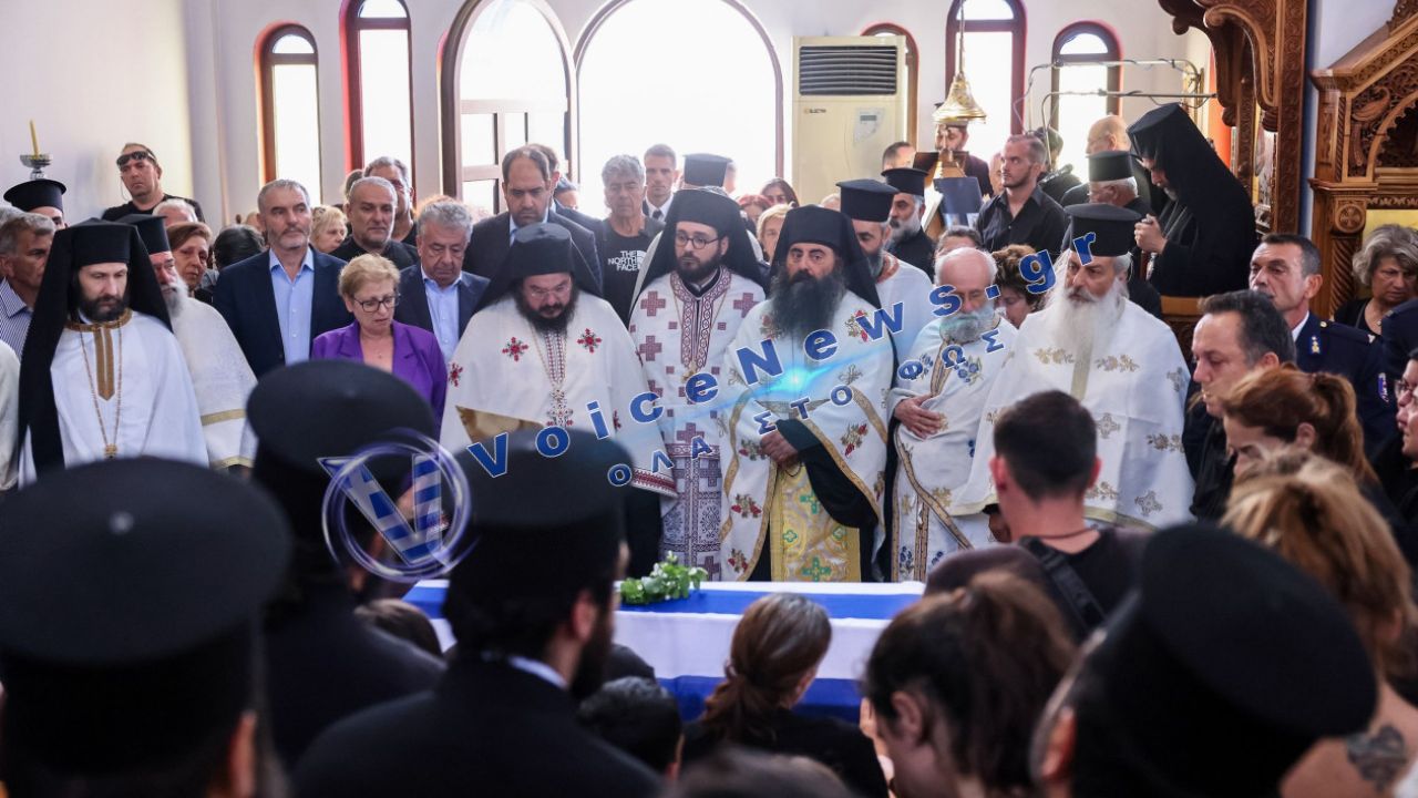 Ρέθυμνο: Βαρύ το τελευταίο αντίο στον 25χρονο πυροσβέστη Παντελή Διαμαντάκη