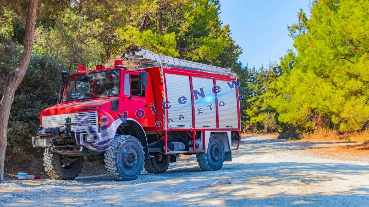 Φωτιά σε εργαστήριο γλυπτών στον Βόλο: Άμεση επέμβαση της Πυροσβεστικής στον δρόμο προς Άλλη Μεριά