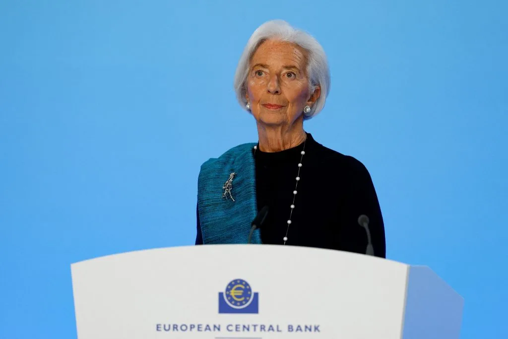 Λαγκάρντ: Ανοιχτό το ενδεχόμενο πρόωρης αποχώρησης από την ΕΚΤ για τις γαλλικές εκλογές