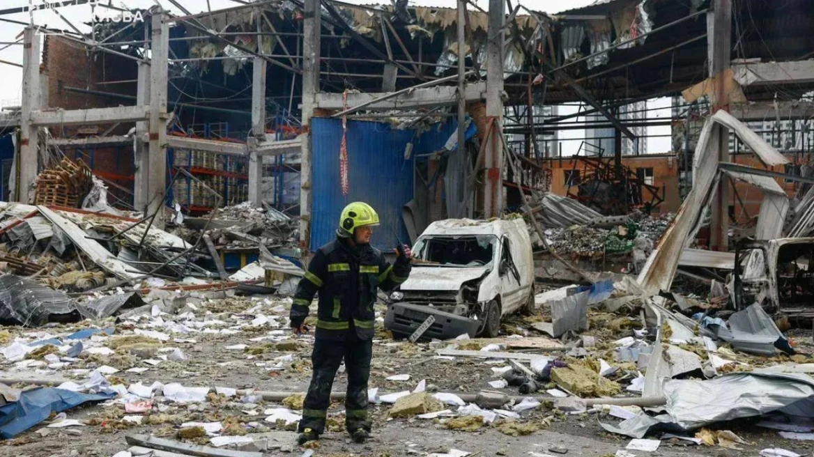 Μακελειό στην Οδησσό: Δύο νεκροί από ρωσικό σφυροκόπημα στο λιμάνι-στρατηγείο