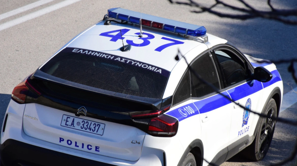 Καστοριά: Σύλληψη 42χρονου για διακίνηση ναρκωτικών – Κατασχέθηκαν κάνναβη, κοκαΐνη και 10.550 ευρώ