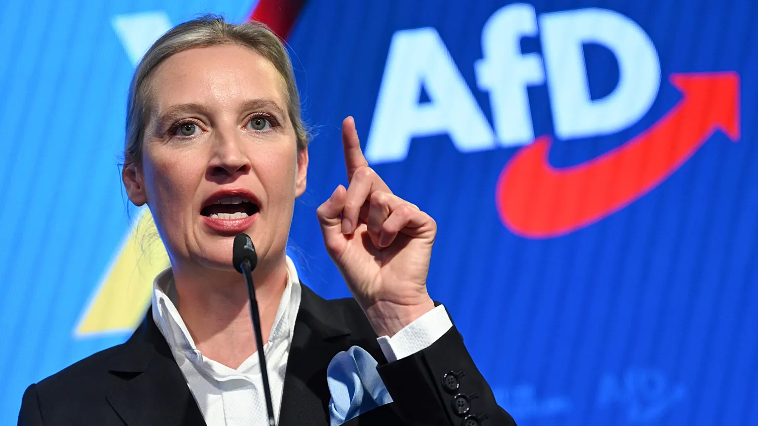 Σεισμός στη Γερμανία: Η AfD «θάβει» τη Χριστιανική Ένωση με προβάδισμα-ρεκόρ 9 μονάδων