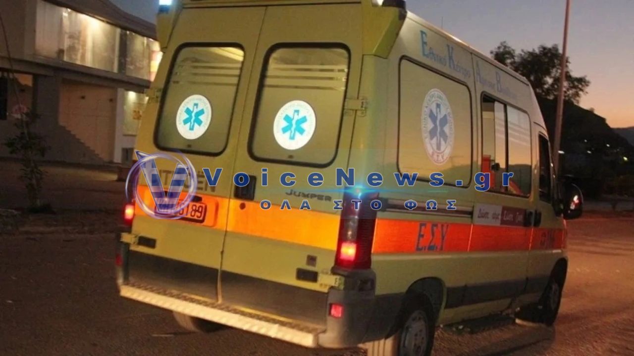 Σοβαρό τροχαίο στη Βούλα: Μηχανή συγκρούστηκε με ταξί – Σε κρίσιμη κατάσταση 39χρονος