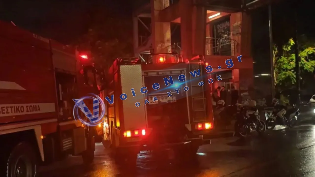 Θεσσαλονίκη: Φωτιά σε διαμέρισμα στην Πολίχνη – Στο νοσοκομείο μητέρα και κόρη μετά από απεγκλωβισμό