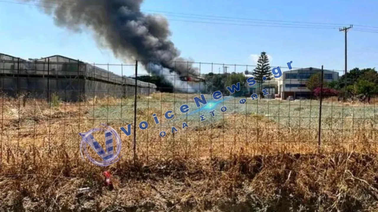 Ρέθυμνο: Φωτιά σε αποστακτήριο – Καίγεται ολοσχερώς το κτίριο