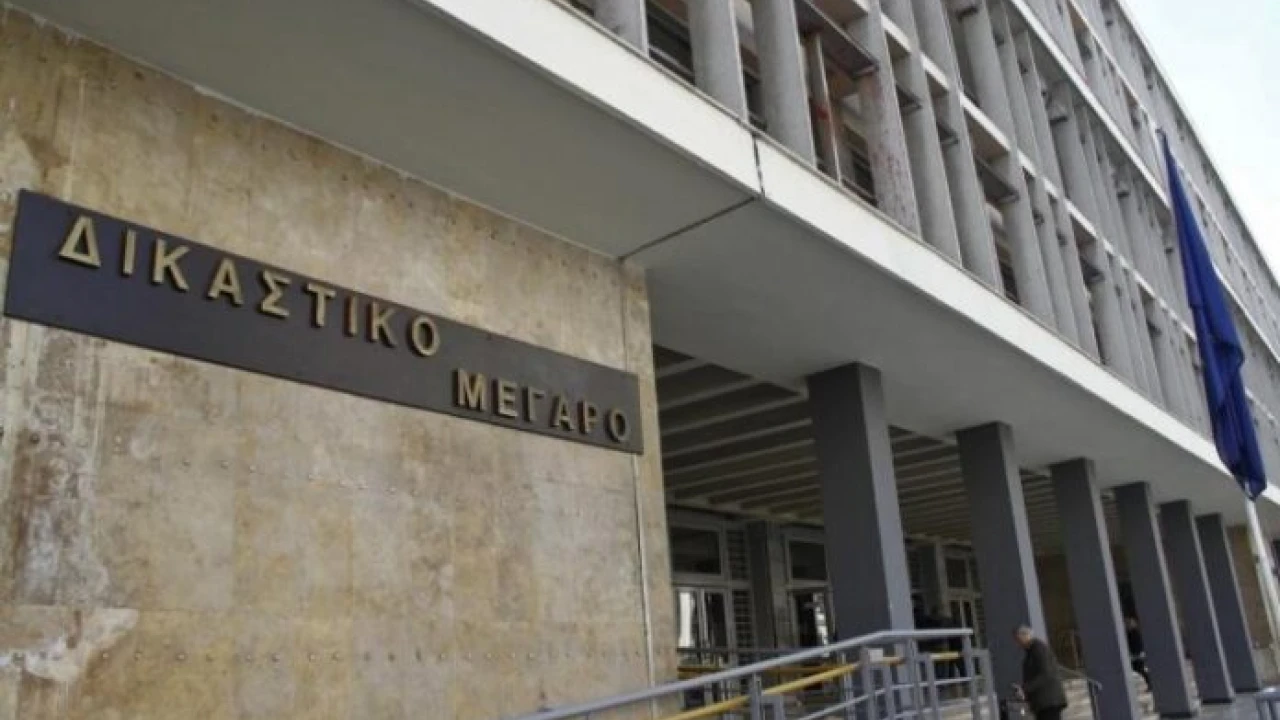 Θεσσαλονίκη: Ελεύθερη χωρίς όρους η 25χρονη που δέχθηκε επίθεση με μαχαίρι – Απορρίφθηκε ο ισχυρισμός περί απόπειρας ληστείας