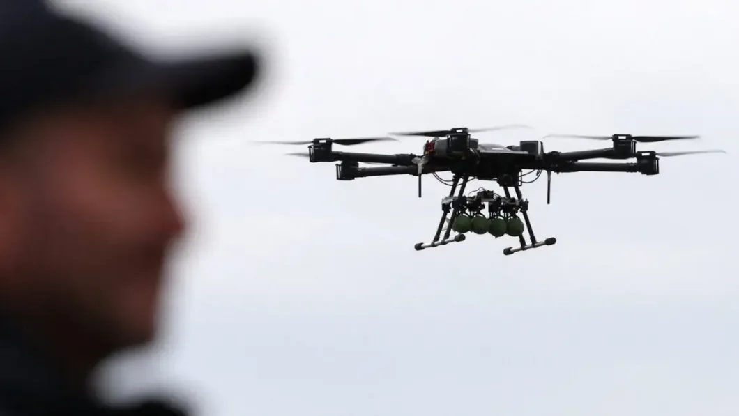 Ρωσία: «Βροχή» από 450+ ουκρανικά drones – Νεκροί άμαχοι, στάχτη διυλιστήρια και ο κολοσσός Ozon