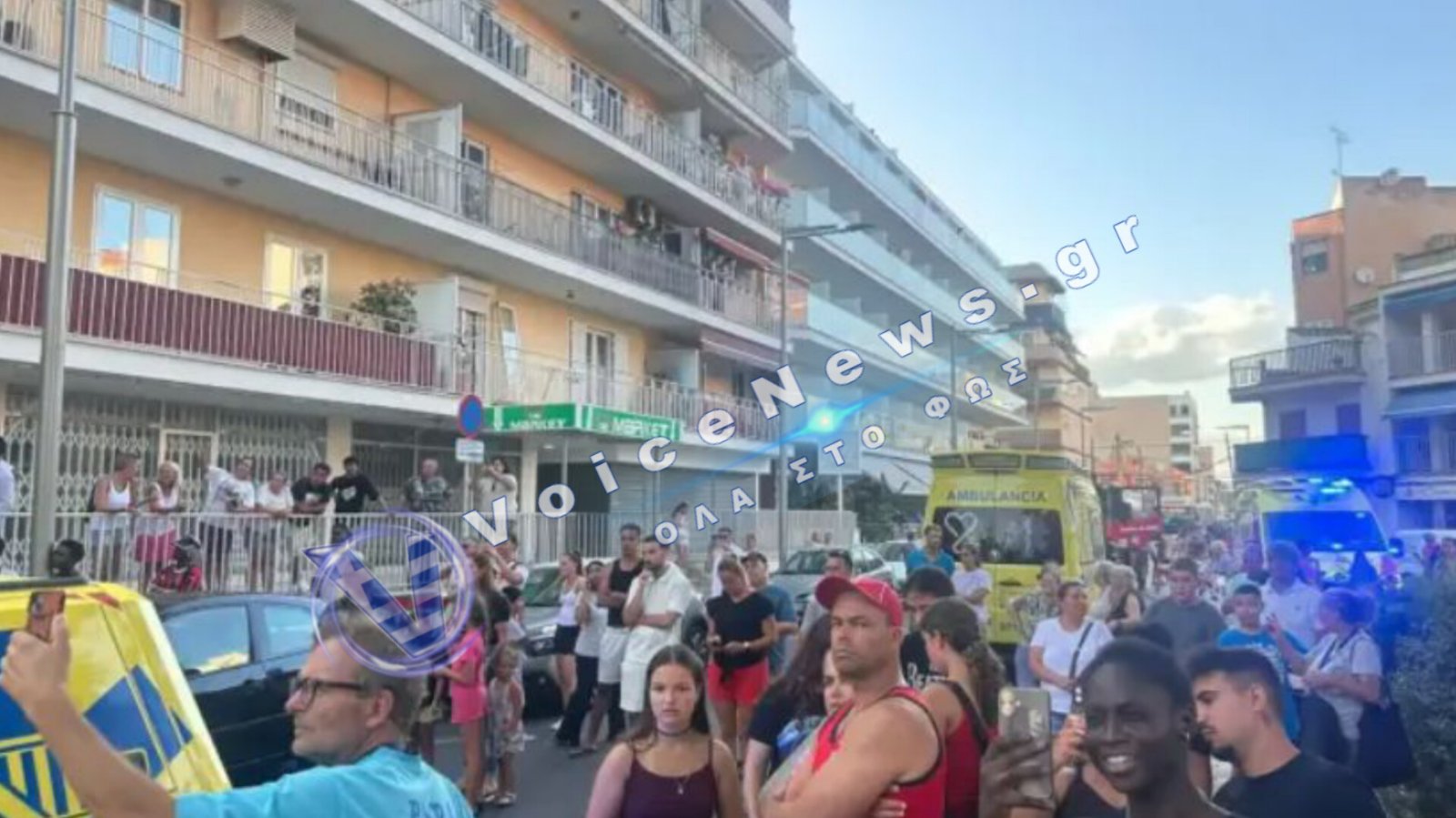 Φωτιά σε τουριστικό θέρετρο στη Μαγιόρκα: Τουλάχιστον 5 τραυματίες και εγκλωβισμοί στην ταράτσα 5όροφου κτιρίου