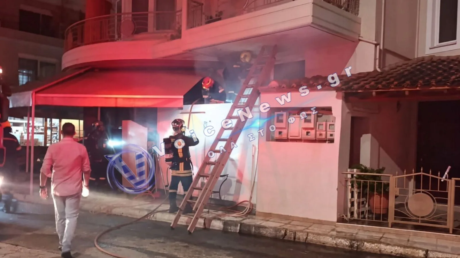 Βελεστίνο: Αναστάτωση στο κέντρο από φωτιά σε μανάβικο – Άμεση η επέμβαση της Πυροσβεστικής