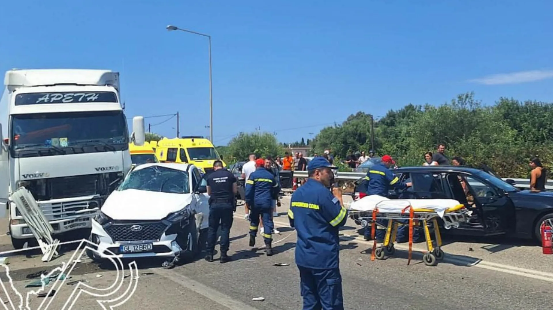 Καραμπόλα-σοκ στη σήραγγα Ακτίου-Πρέβεζας: Νταλίκα παρέσυρε τρία ακινητοποιημένα Ι.Χ.
