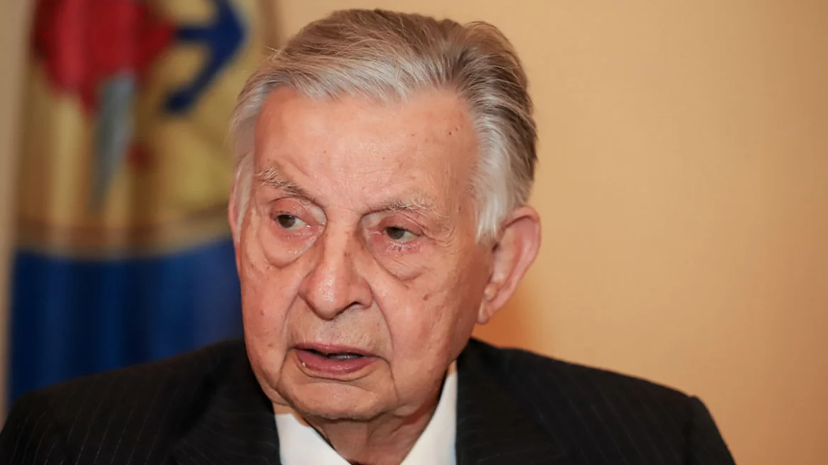 Πέθανε ο Ιωάννης Βαρβιτσιώτης: Έφυγε στα 93 του χρόνια την ημέρα των γενεθλίων του – Θλίψη στον πολιτικό κόσμο