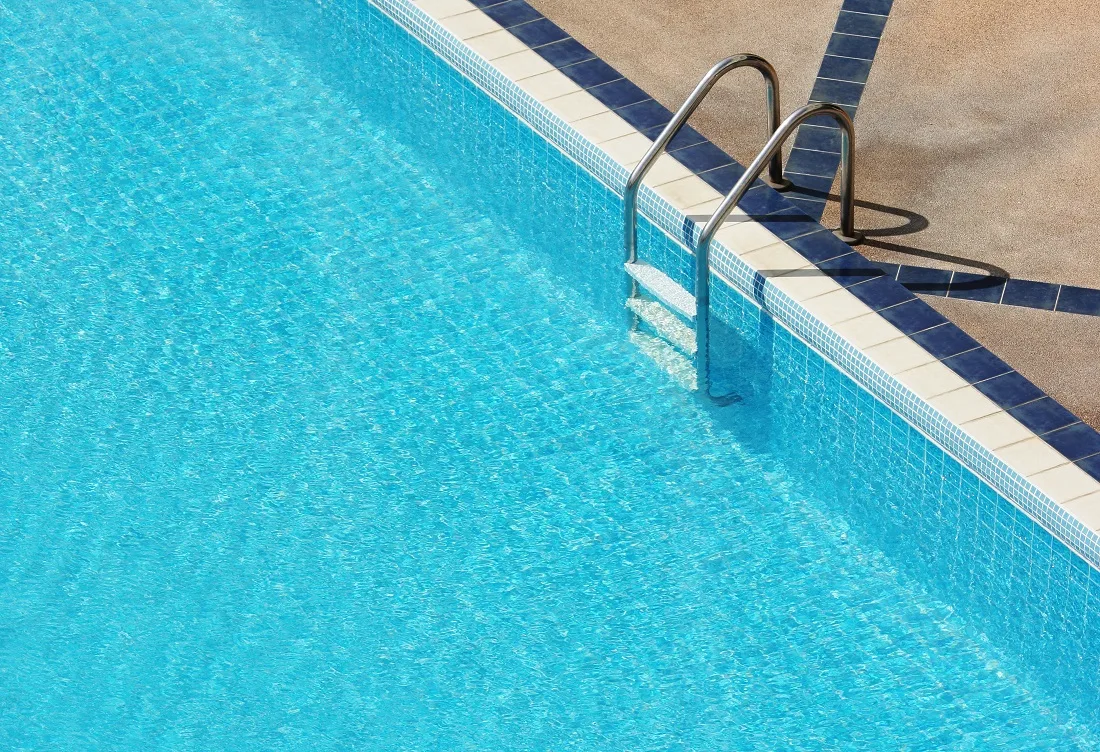 Τραγωδία στην Πάρο: «Αν υπήρχε κάποιος πάνω από την πισίνα, δεν θα είχα θρηνήσει το παιδί μου» λέει ο πατέρας του 4χρονου