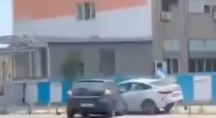 Θεσσαλονίκη: Άγρια καταδίωξη με εμβολισμό αυτοκινήτου στο κέντρο – Έσπασαν το τζάμι της BMW