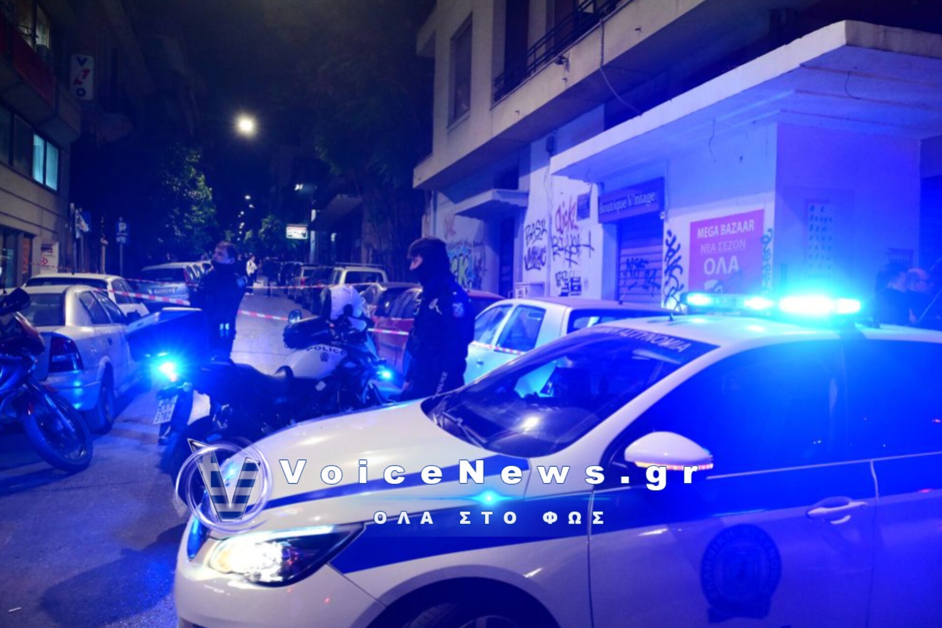 Δεν χαμπαριάζουν τίποτα. Πήγαν να κλέψουν κοσμηματοπωλείο απέναντι από αστυνομικό τμήμα στον Λαγκαδά.