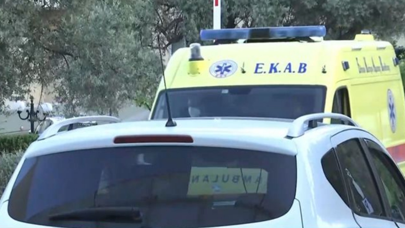 Τροχαίο στη Θεσσαλονίκη – Μουδανιών: Σύγκρουση τριών ΙΧ στο Mediterranean Cosmos