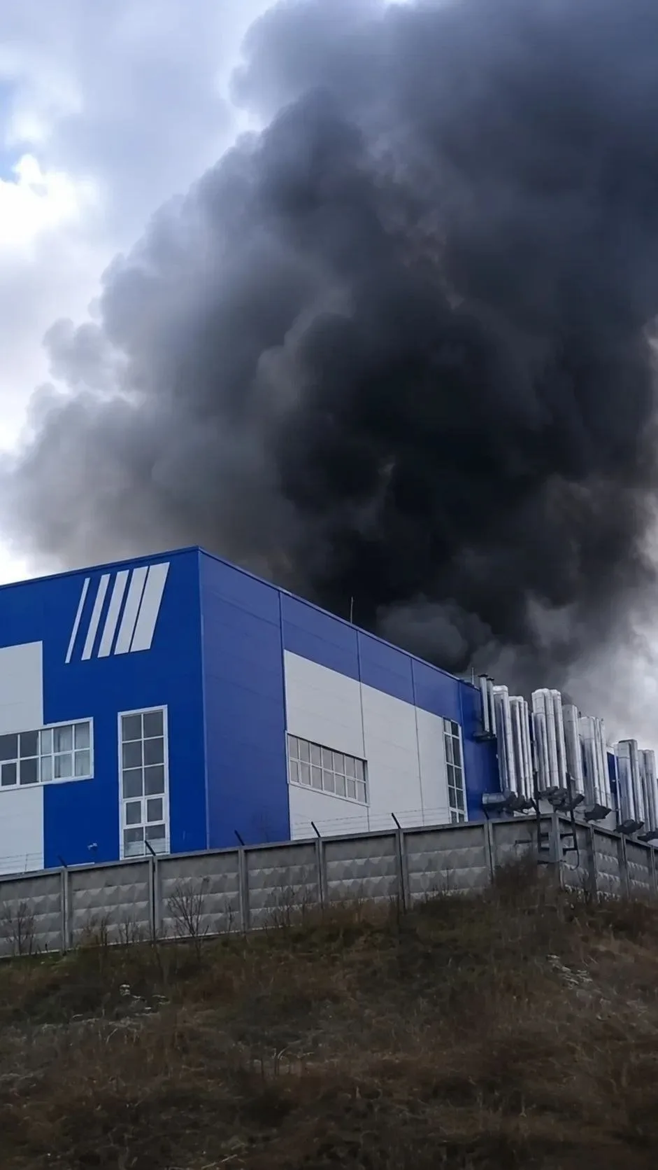 Το ρωσικό εργοστάσιο πυραύλων Proton-PM, στο Perm εξερράγη και έπιασε φωτιά