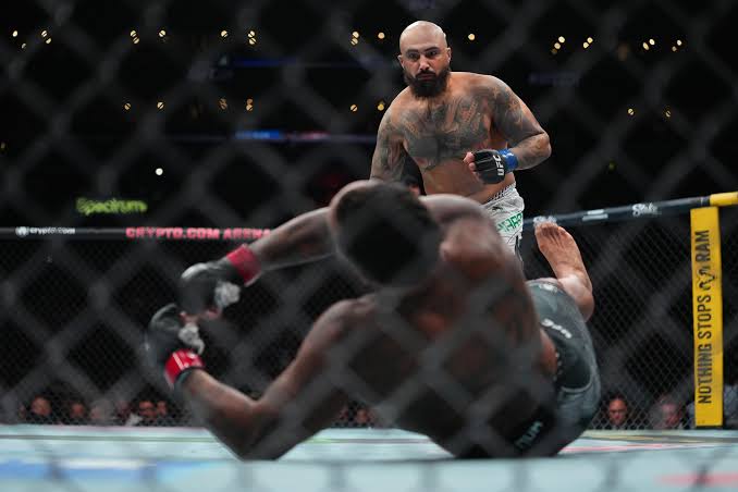 UFC 331: Ο Βαν κράτησε τη ζώνη σε έναν πόλεμο πέντε γύρων με τον Παντόχα, ενώ ο Σαράφ σόκαρε τον κόσμο με νοκάουτ σε 12 δευτερόλεπτα