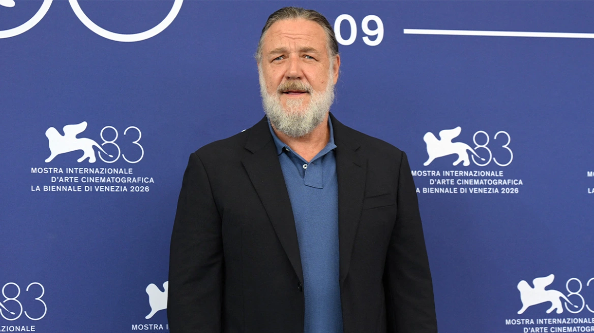Ράσελ Κρόου: «Λυπάμαι τους ηθοποιούς που δεν πιστεύουν σε αυτό που κάνουν» – Η ανατρεπτική εξομολόγηση στη Βενετία