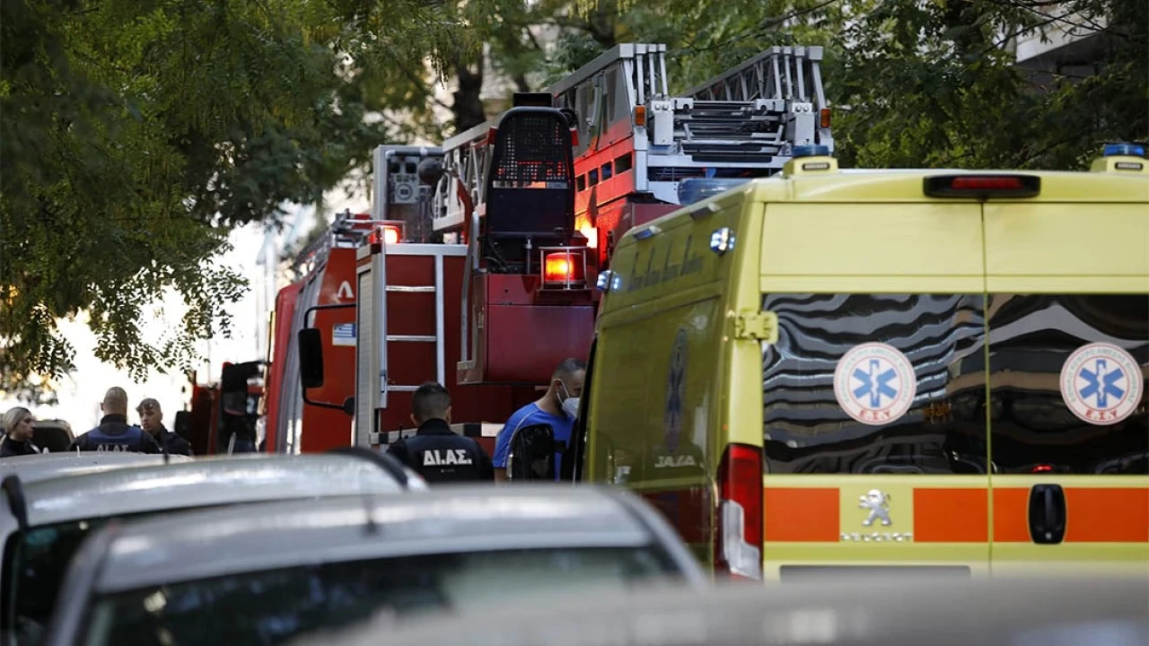 Εύβοια: Δύο άτομα εγκλωβίστηκαν στις λάσπες – Νυχτερινή επιχείρηση της Πυροσβεστικής