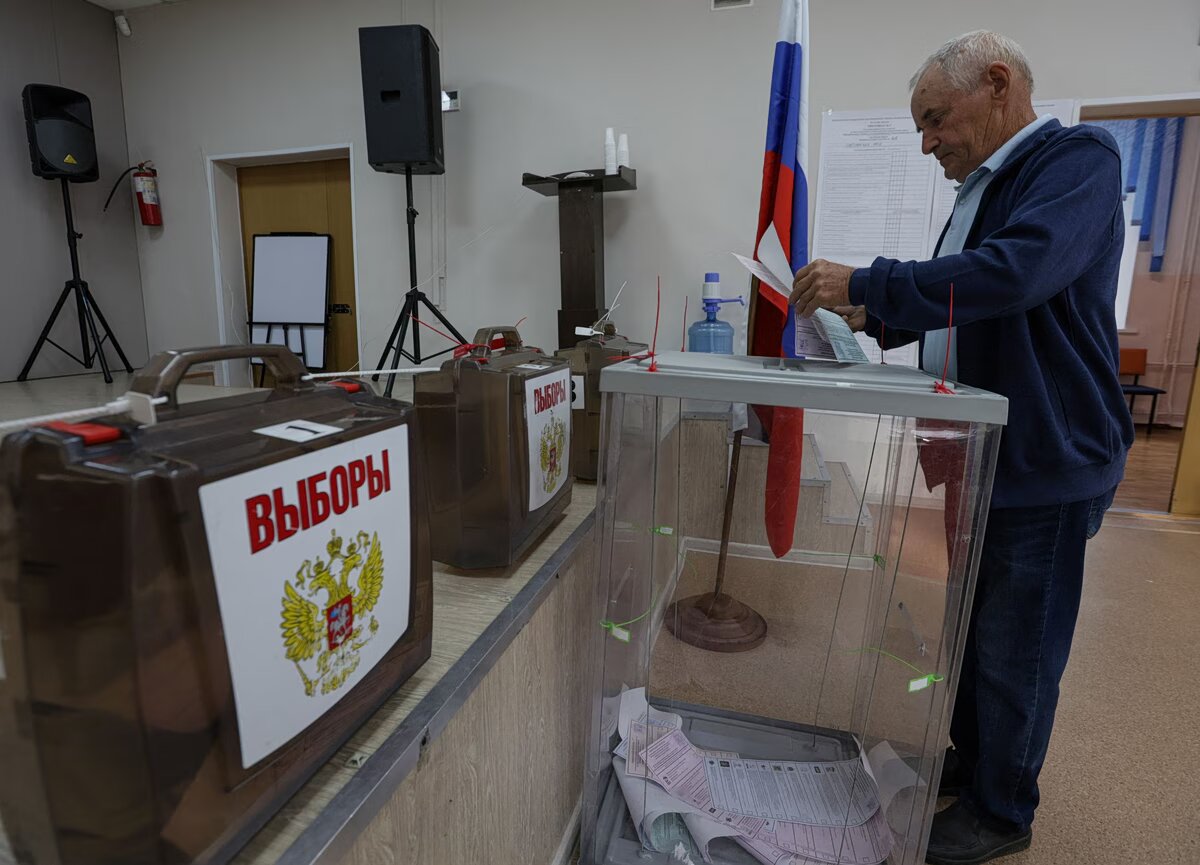 Ρωσία: Στις κάλπες υπό τη σκιά του πολέμου και των drones – Τι σηματοδοτούν οι εκλογές Πούτιν