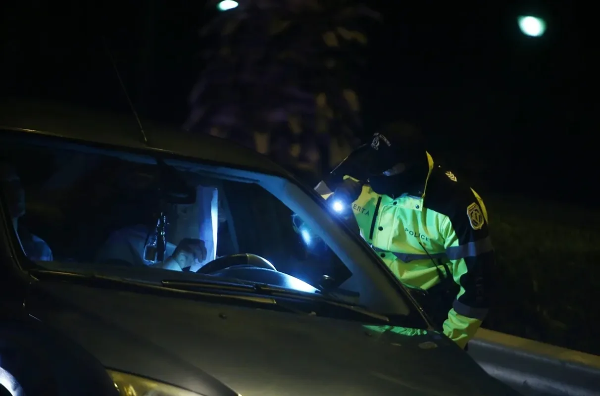 Θεσσαλονίκη: Χειροπέδες σε 45χρονο στην Περαία – Τι βρέθηκε μέσα στο αυτοκίνητό του