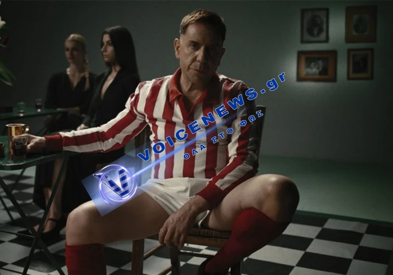 Η ερυθρόλευκη πλευρά του Γιώργου Μαζωνάκη