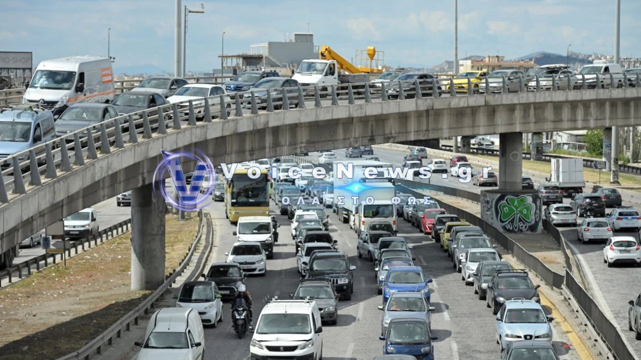 Κίνηση τώρα: Στο «κόκκινο» ο Κηφισός – Καθυστερήσεις έως 30 λεπτά στην Αττική Οδό