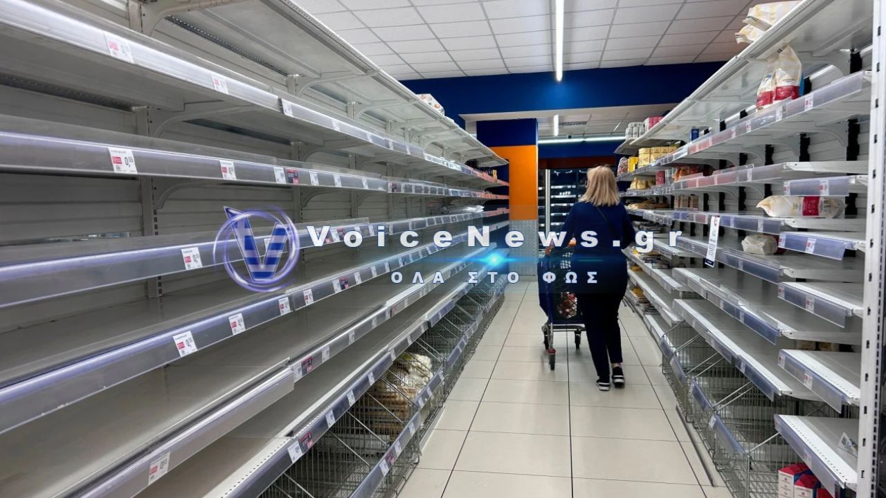 Ιταλία: Άδεια ράφια στα σούπερ μάρκετ – Ελλείψεις σε ζυμαρικά, κρέας και καύσιμα λόγω απεργίας